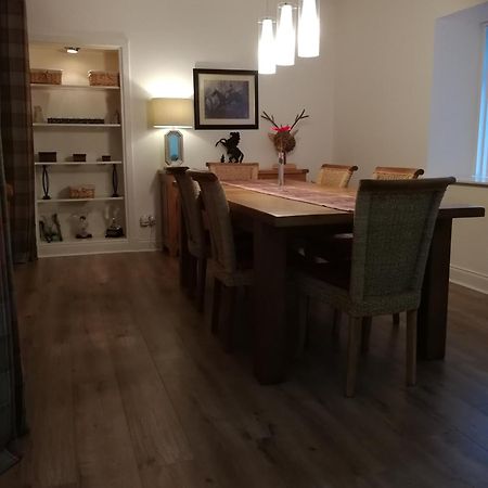 グレンロセス Woodend Bed & Breakfast エクステリア 写真