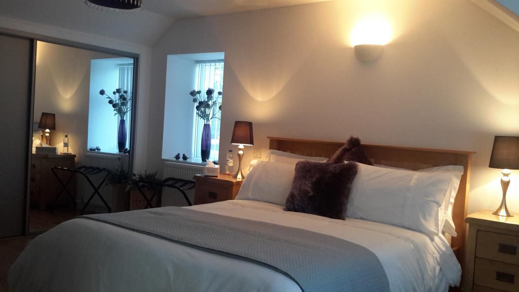 グレンロセス Woodend Bed & Breakfast エクステリア 写真